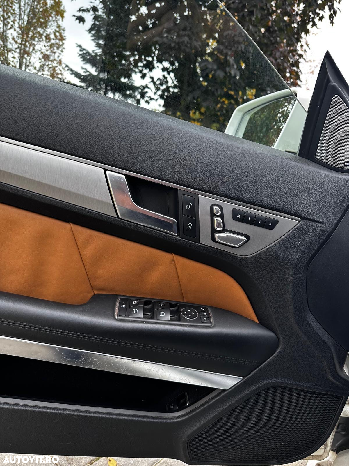 Mercedes-Benz E 400 Cabriolet Aut. - 14