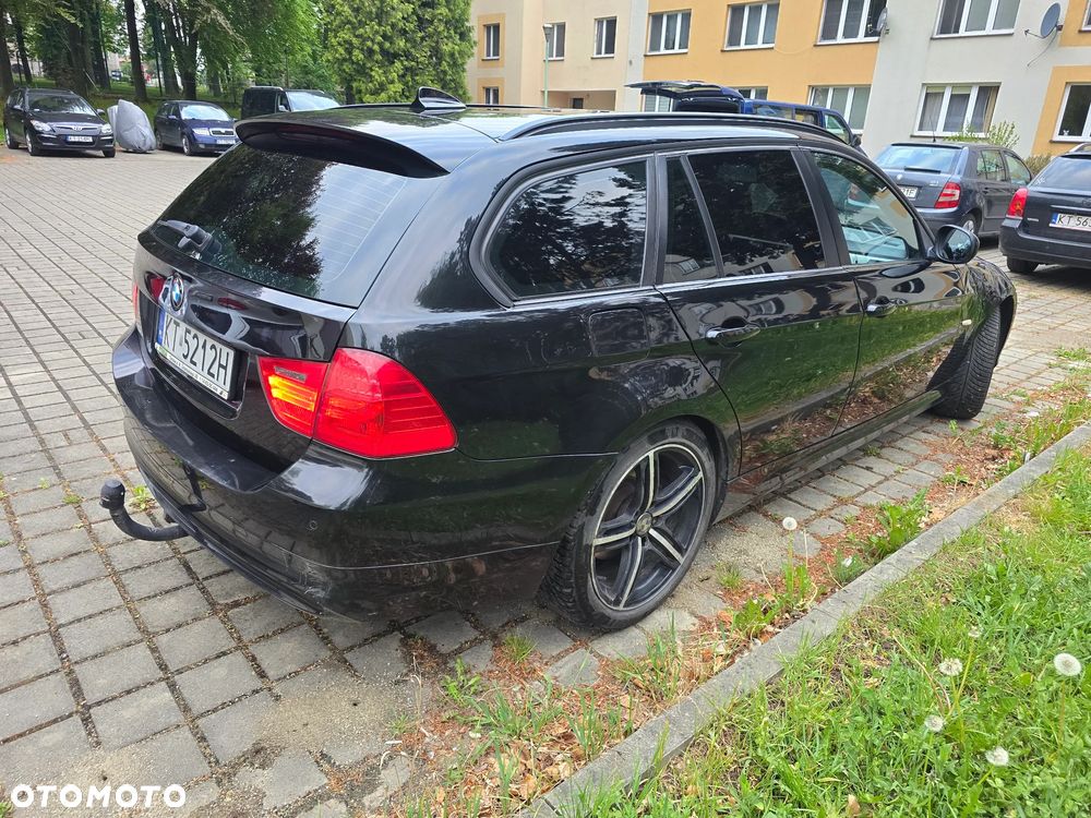 BMW Seria 3 318d Sport Line - 3