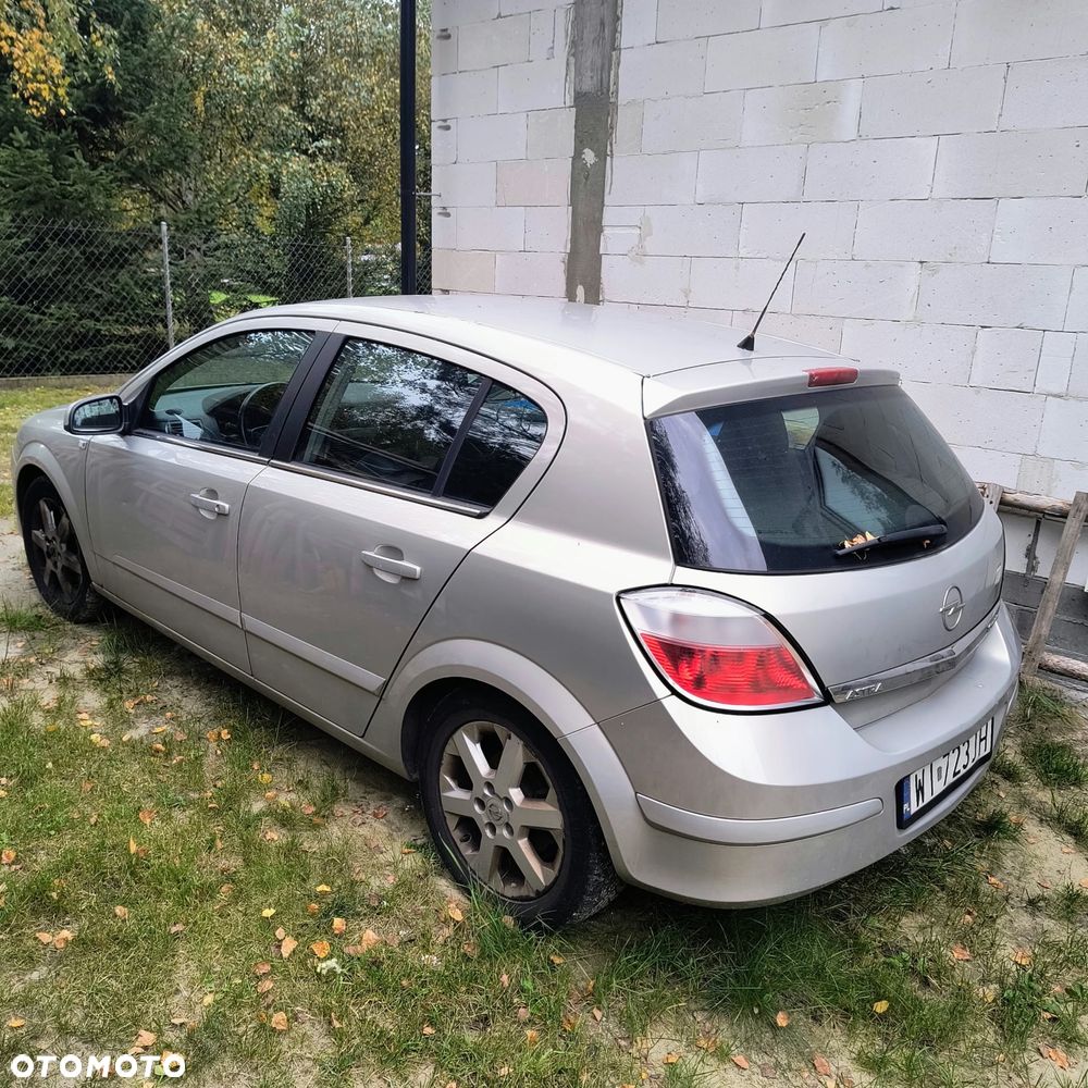 Opel Astra - 1