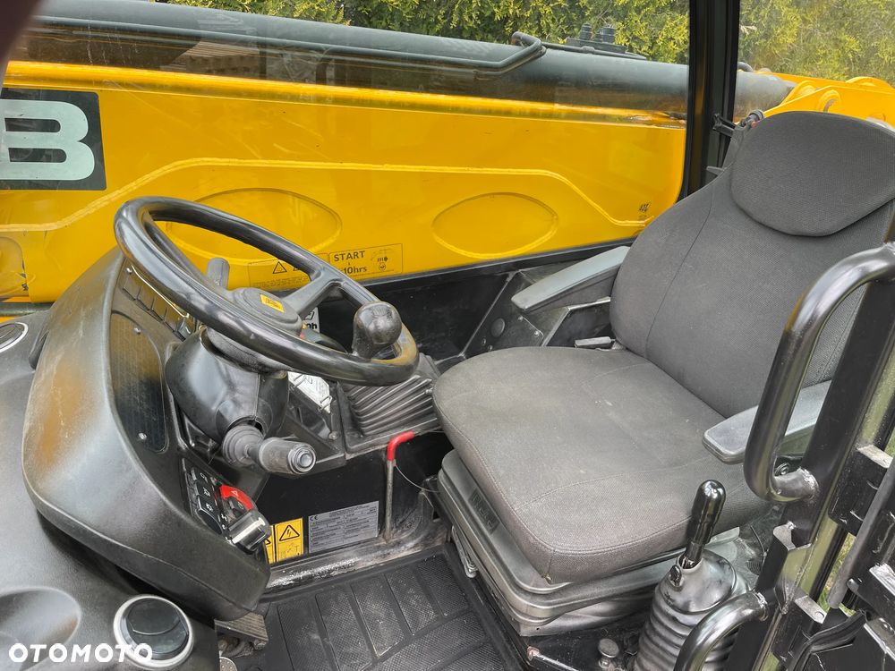 JCB Ładowarka teleskopowa Jcb 535-95 Rok 2016 Bardzo ładny stan Piękna Tylko 6300 MTG PRZEBIEG - 30