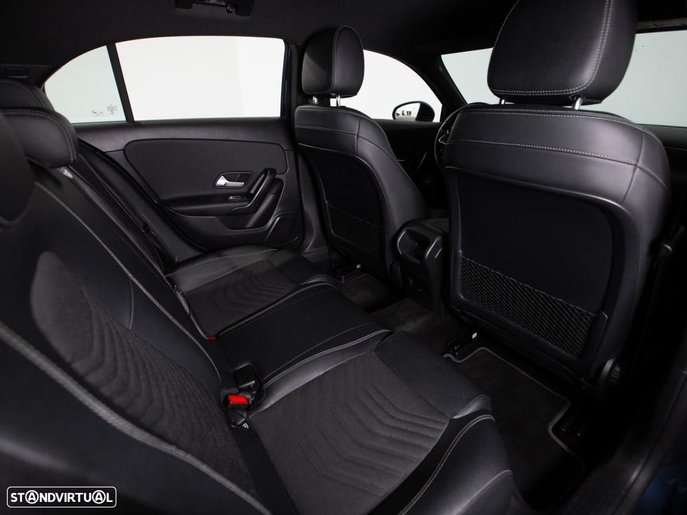 Mercedes-Benz A 250 e Style Plus - 11