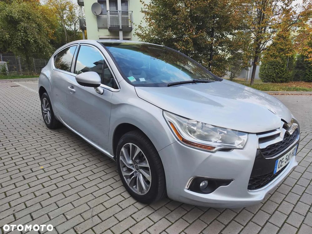 Citroën DS4 BlueHDi 120 Urban Show - 2