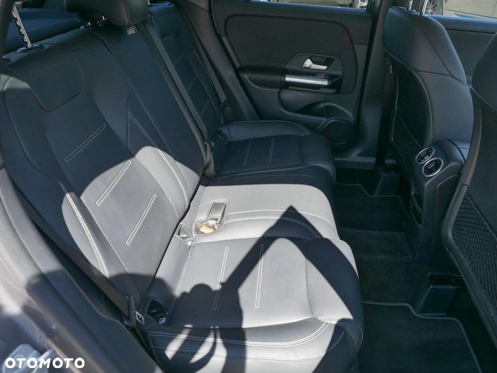 Mercedes-Benz GLA 220 d 4Matic 8G-DCT Progressive Advanced - 26