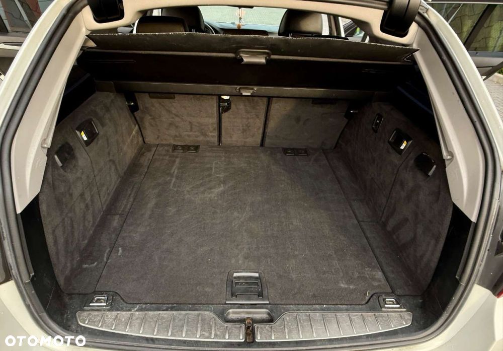 BMW Seria 5 - 16