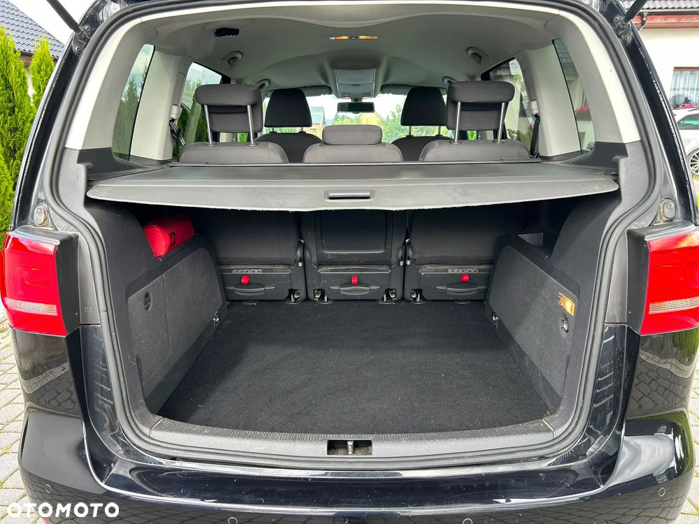 Volkswagen Touran 1.6 TDI DPF BlueMot Comfortline - 9