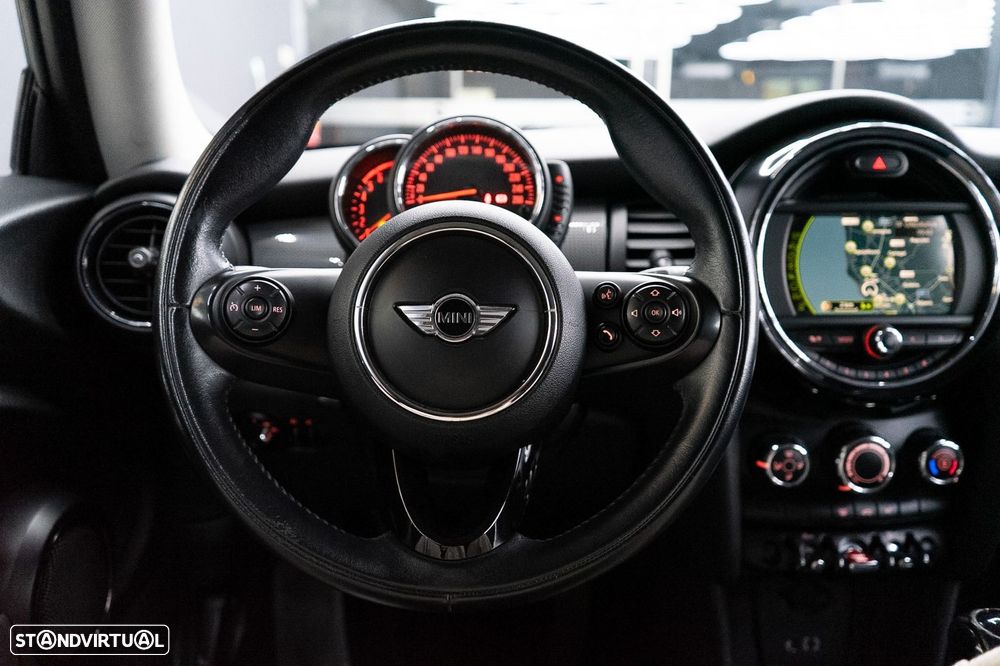 MINI 3 Portas Cooper D - 33