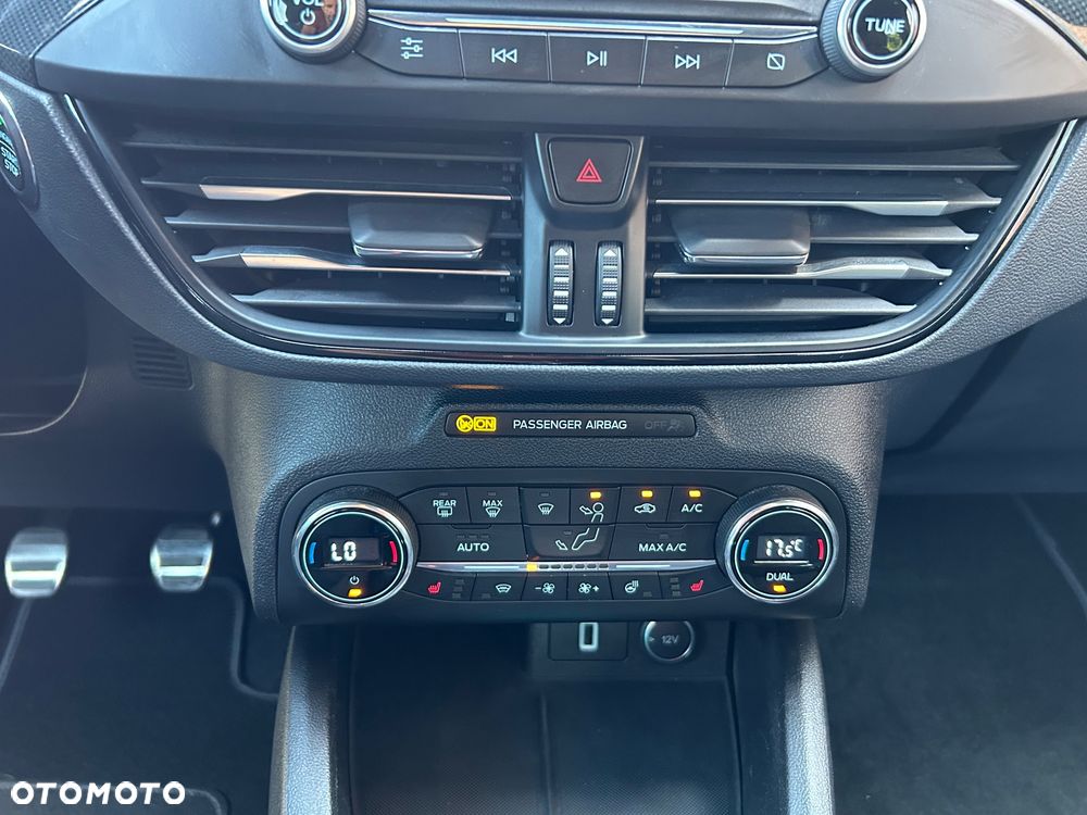 Ford Focus 1.5 EcoBoost STart-Stopp-System ST-LINE - 26