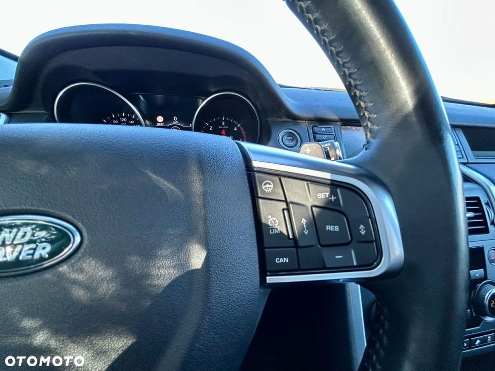 Land Rover Discovery Sport - 16