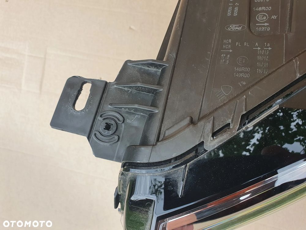 Lampa przednia lewa Ford Transit Courier MK2 rok 23- - 4