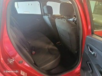 Renault Clio Sport Tourer 1.5 dCi Dynamique S - 29