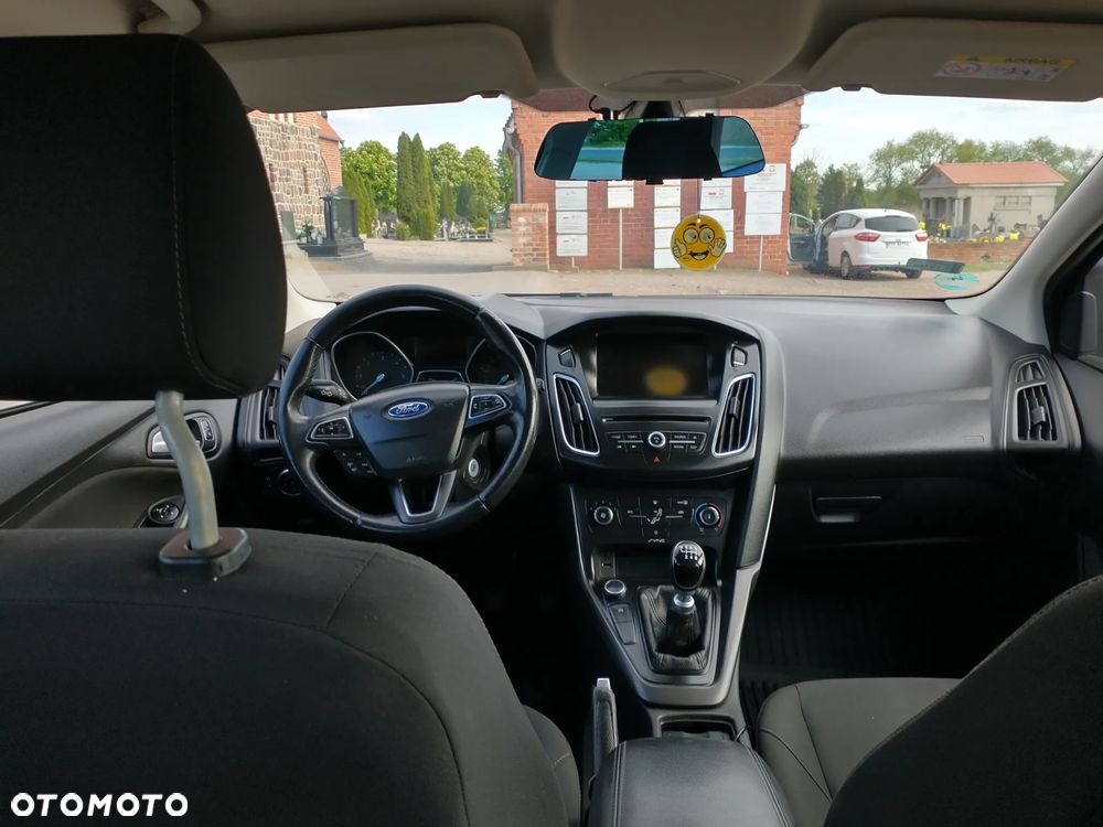 Ford Focus - 21