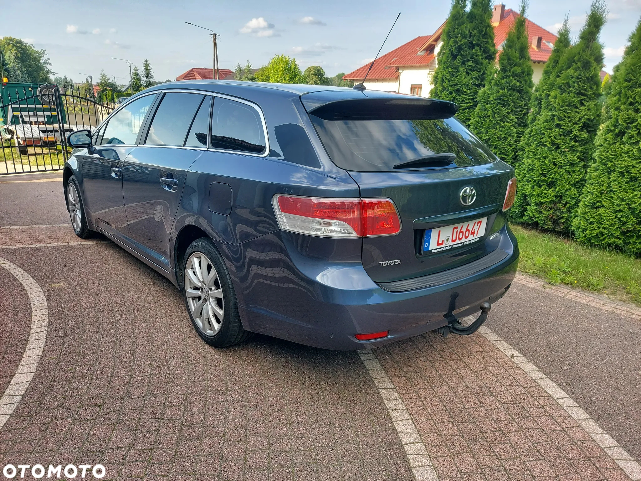 Toyota Avensis 2.0 D-4D Combi - 3