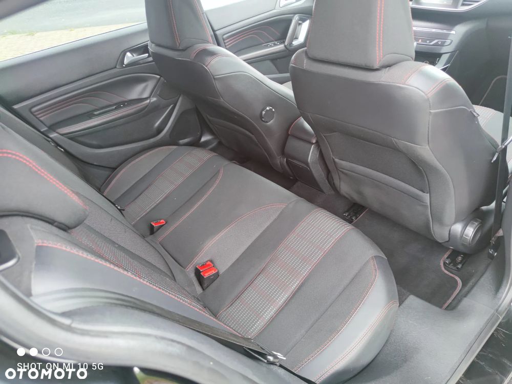 Peugeot 308 1.2 PureTech GT S&S EAT8 - 14