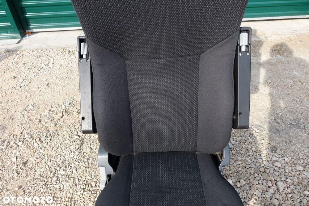 FOTEL KIEROWCY ISRI PNEUMATYCZNY MERCEDES 234242312 - 5