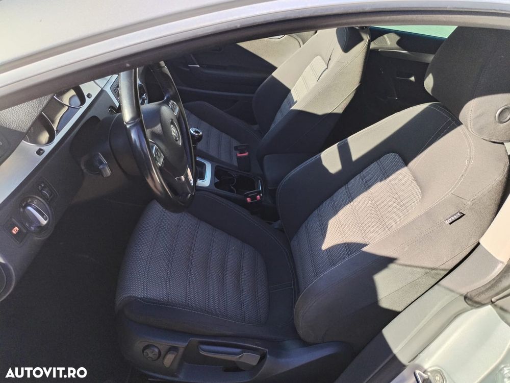 Volkswagen Passat CC - 8