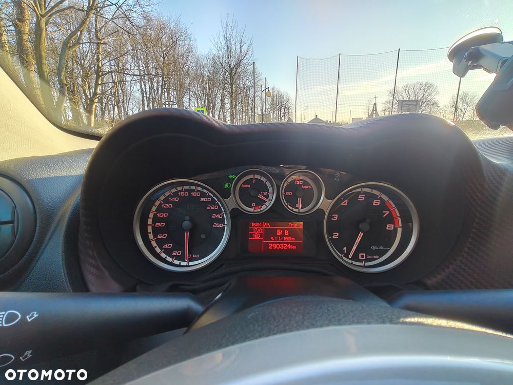 Alfa Romeo Mito - 2