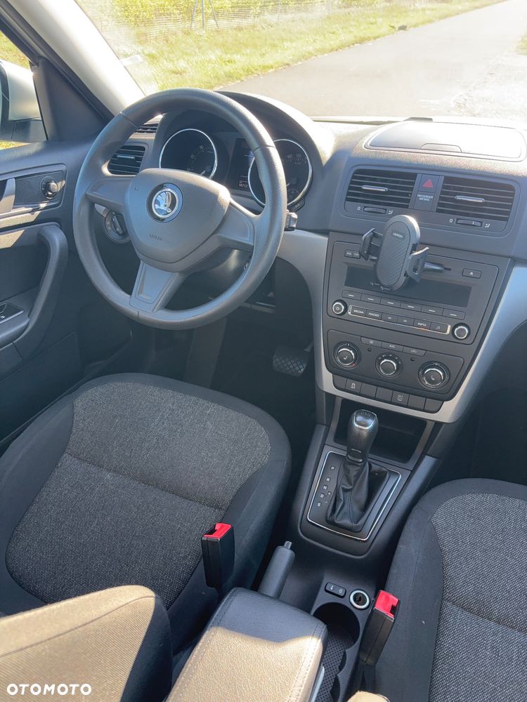 Skoda Yeti 1.2 TSI DSG Active - 23