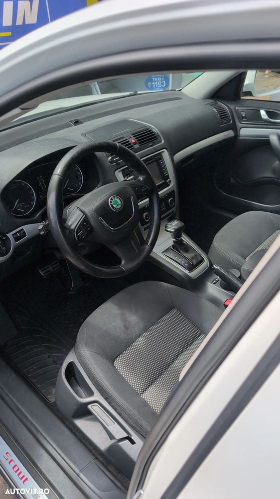 Skoda Octavia 2.0 TDI DPF 4x4 DSG Scout - 6