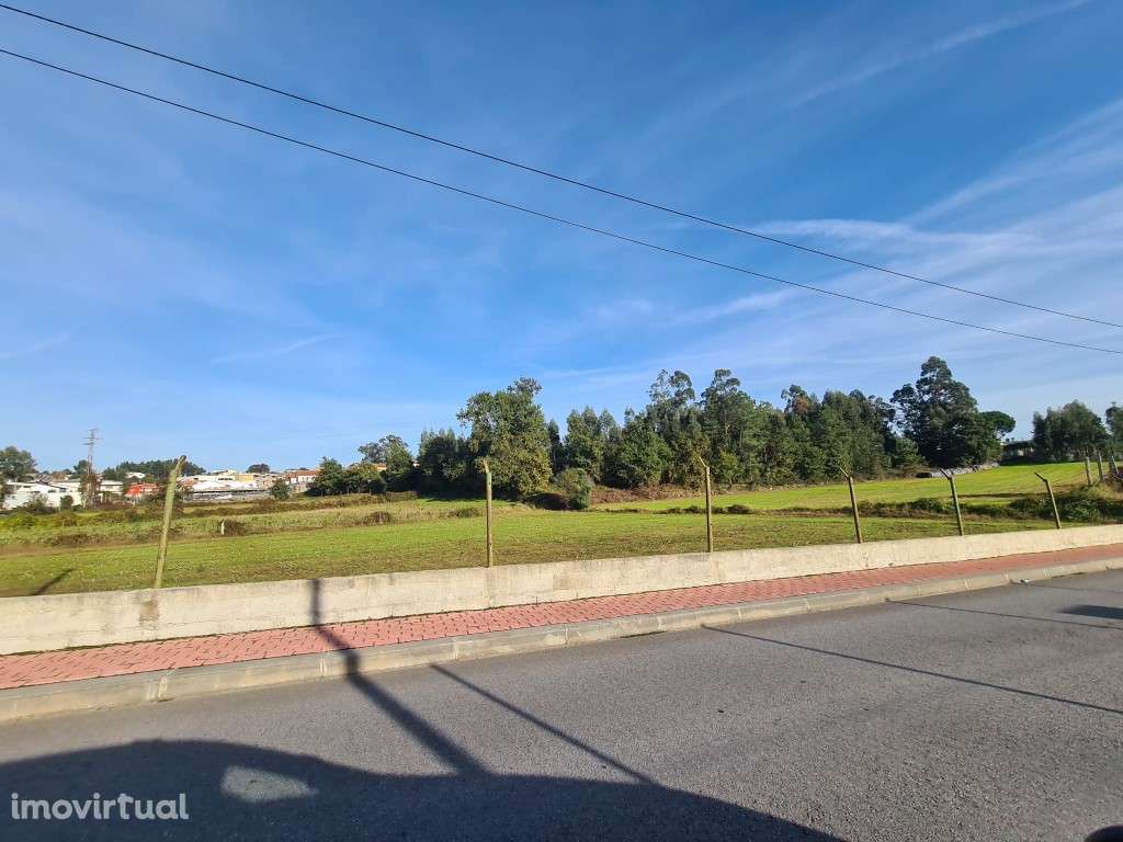 Terreno industrial em Lousado, Vila Nova de Famalicão - Grande imagem: 4/4