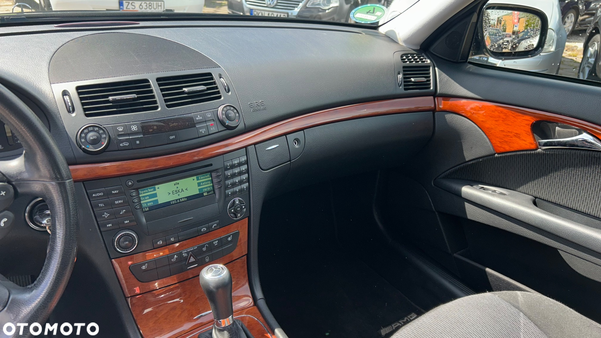 Mercedes-Benz Klasa E 200 T Kompressor Automatik Elegance - 32