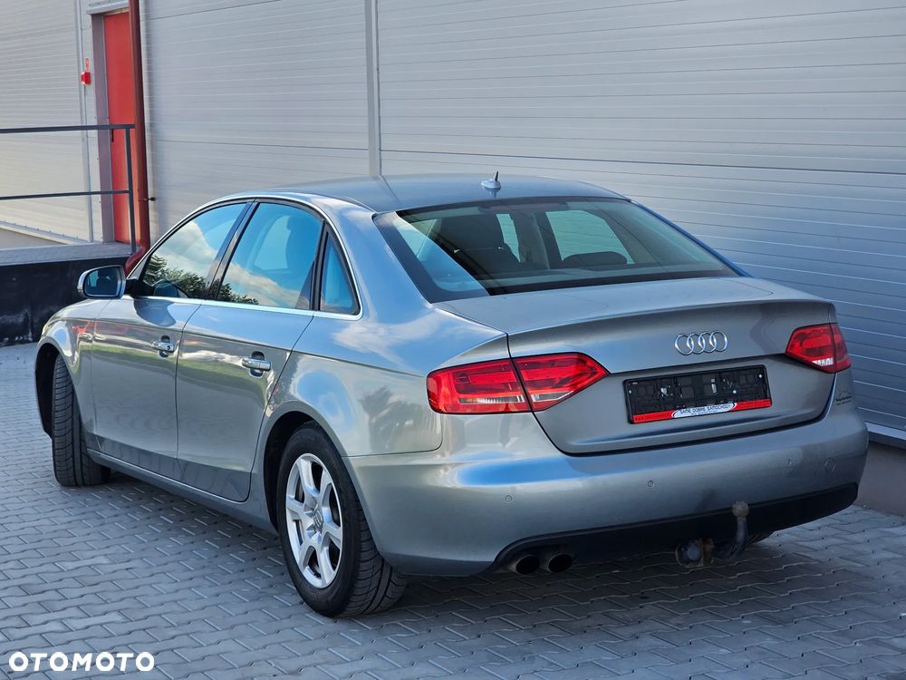 Audi A4 Limousine 2.0 TDI DPF Ambition - 9