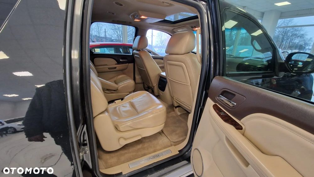 GMC Yukon Denali 6.2 XL - 12