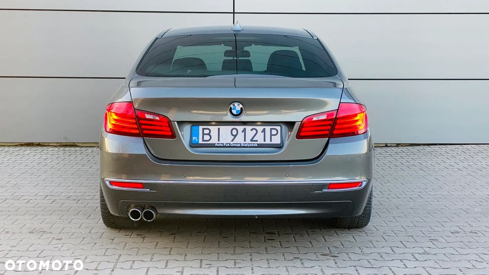 BMW Seria 5 525d xDrive Luxury Line - 6