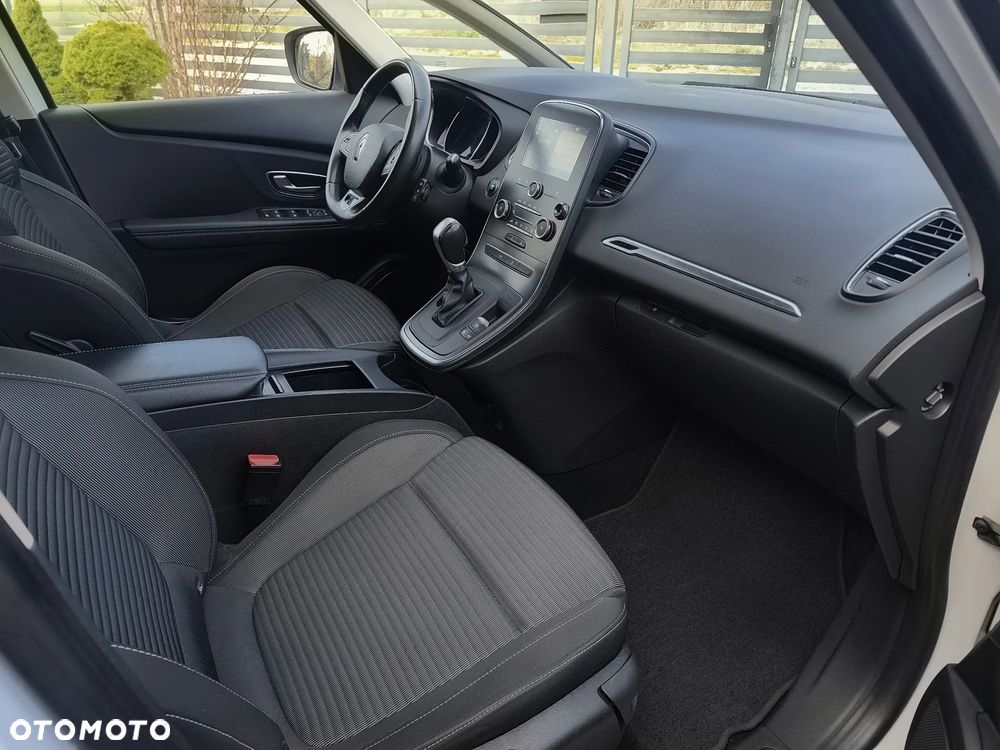 Renault Scenic - 11