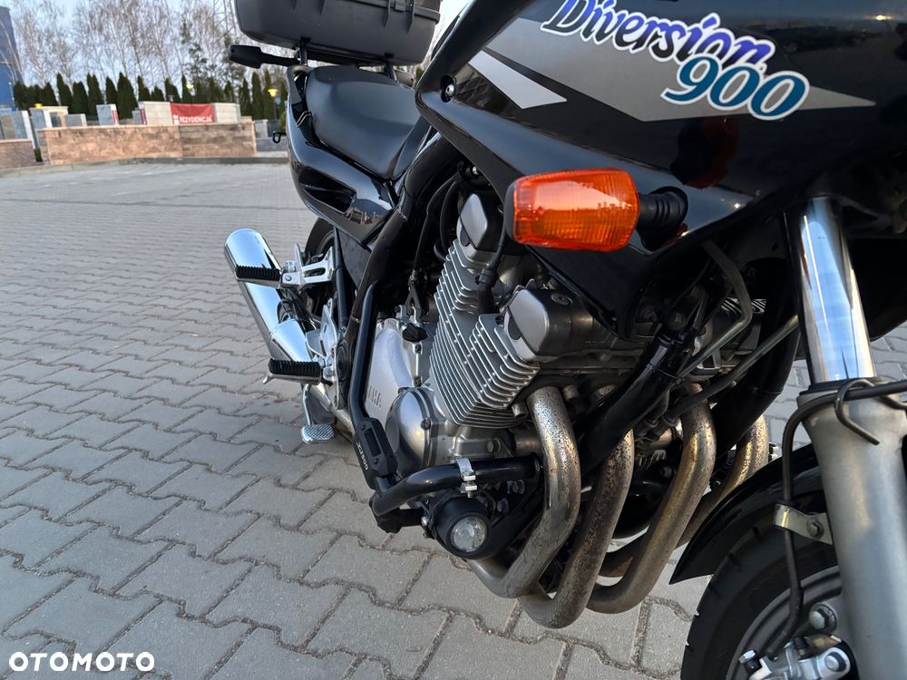 Yamaha XJ - 19