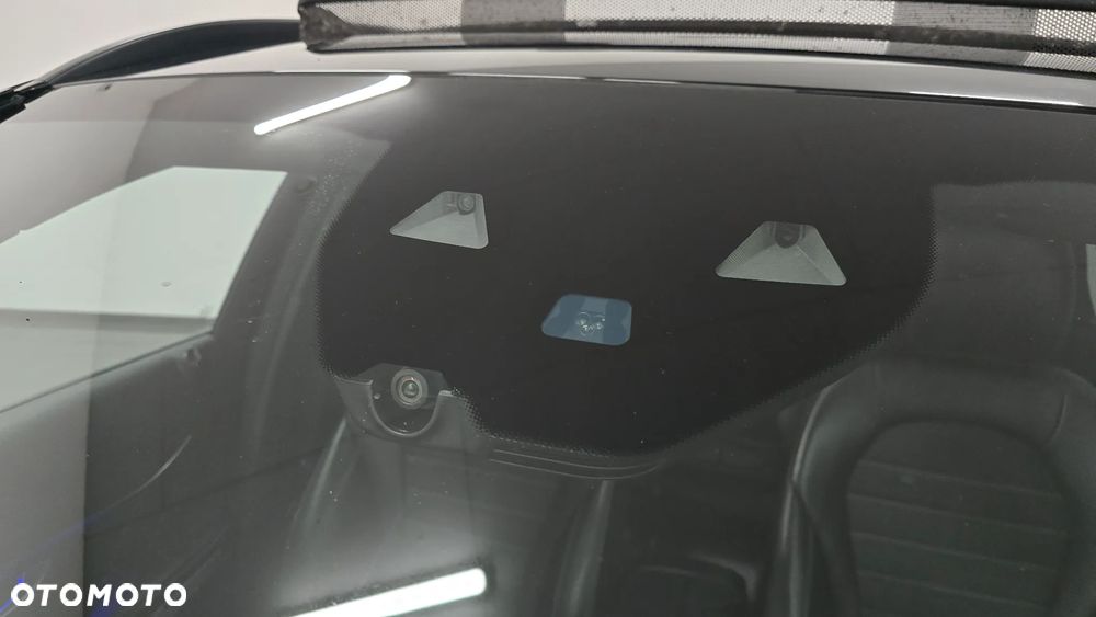 Mercedes-Benz GLC 300 de 4Matic 9G-TRONIC AMG Line Plus - 23