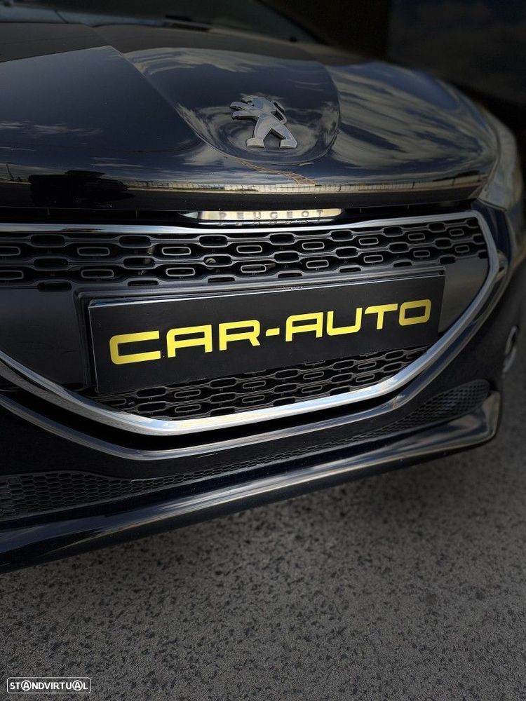 Peugeot 208 1.2 PureTech Active - 18