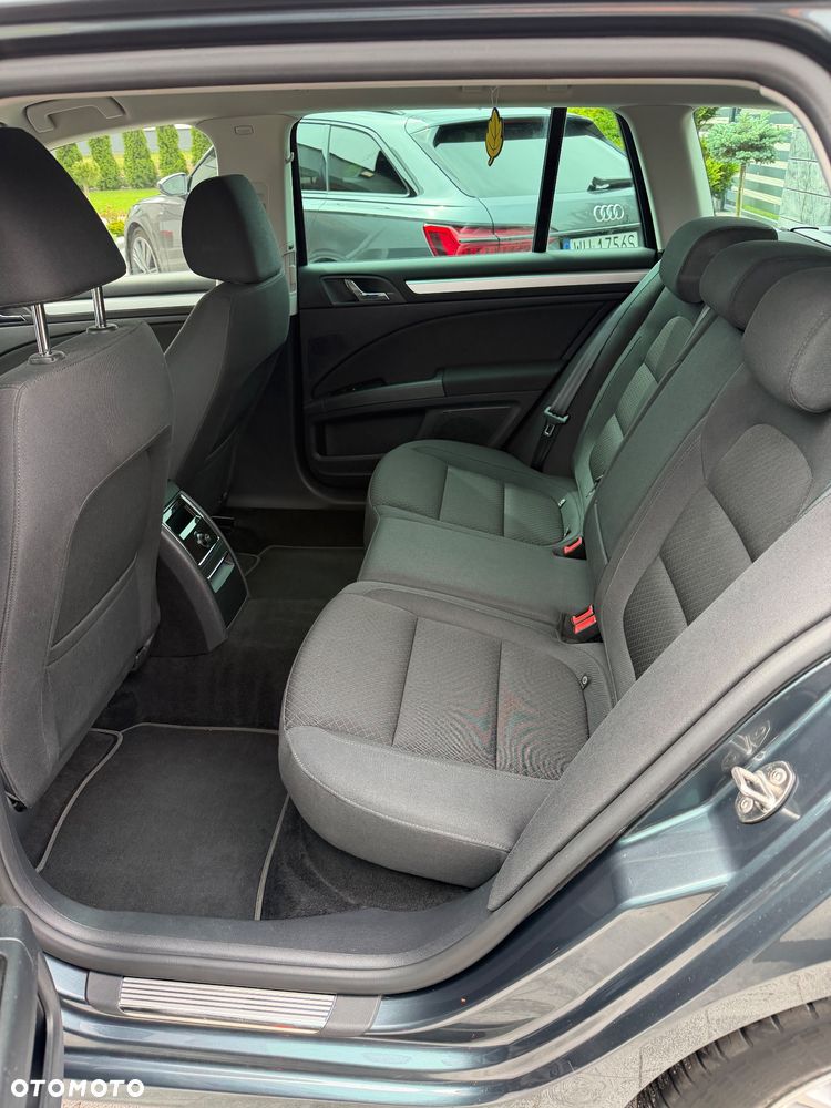 Skoda Superb 2.0 TDI Ambition DSG - 16