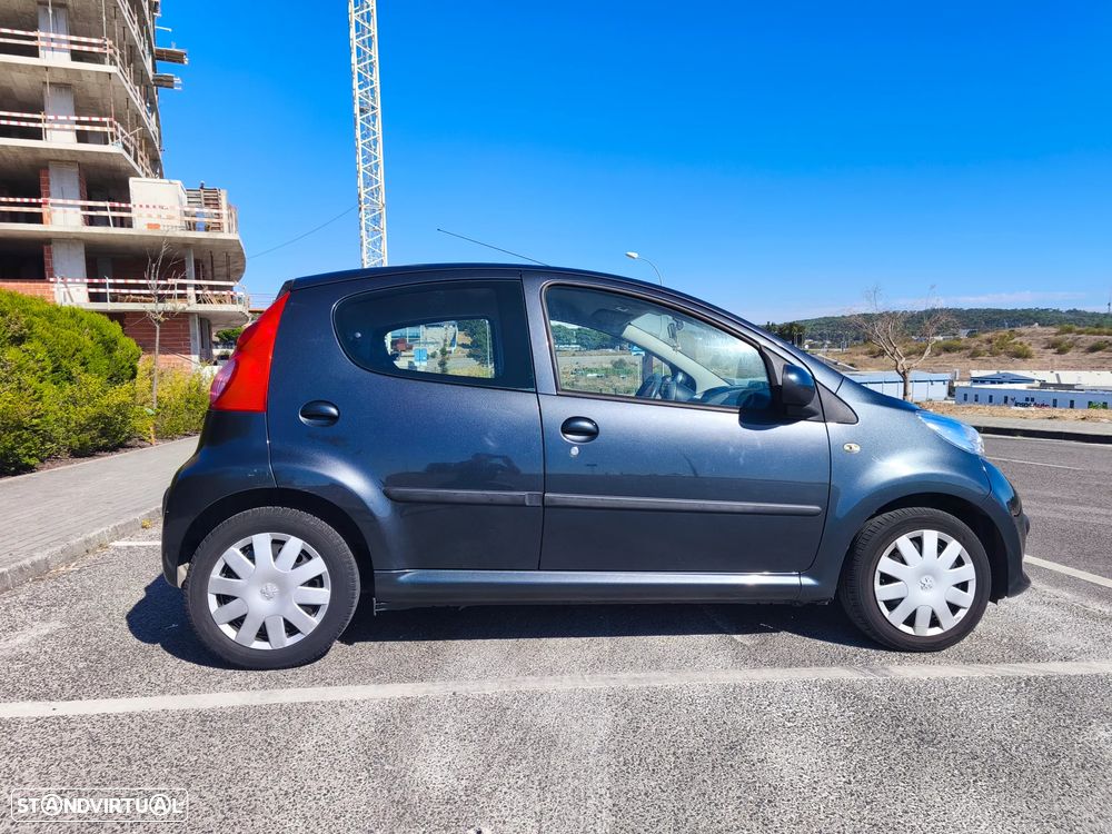 Peugeot 107 1.0 Urban - 6