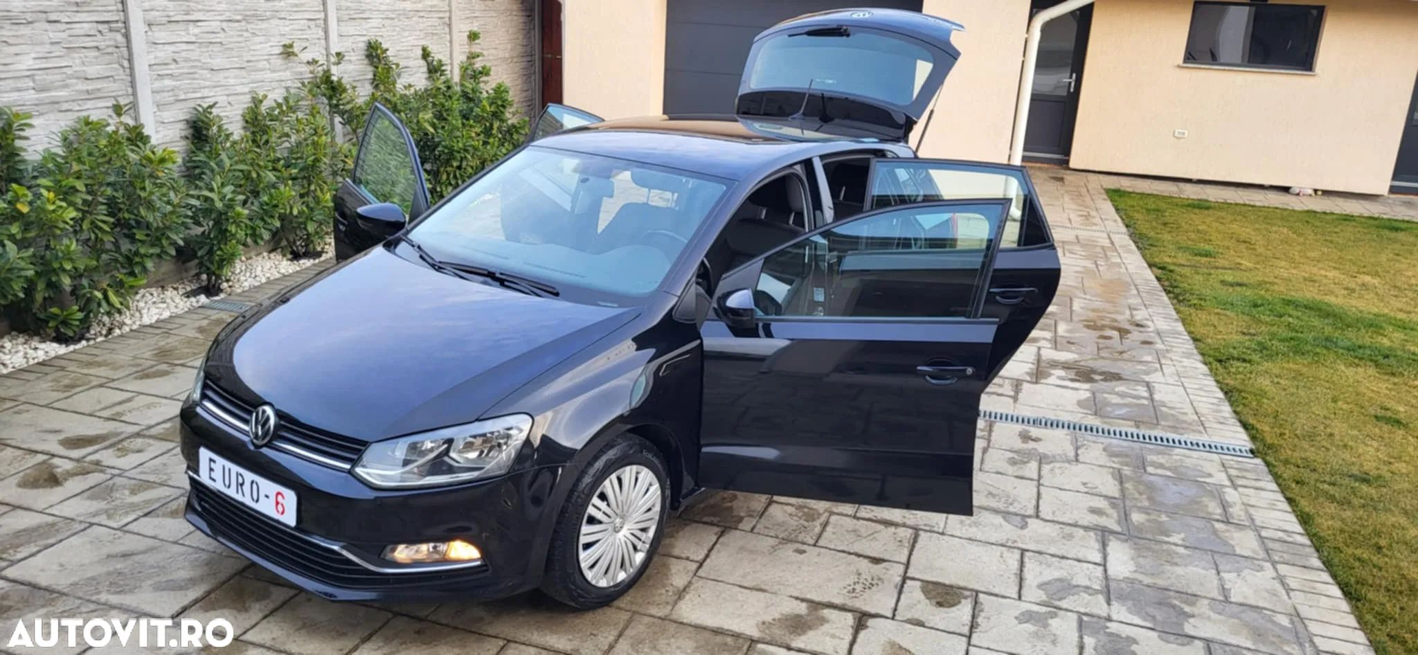 Volkswagen Polo - 1