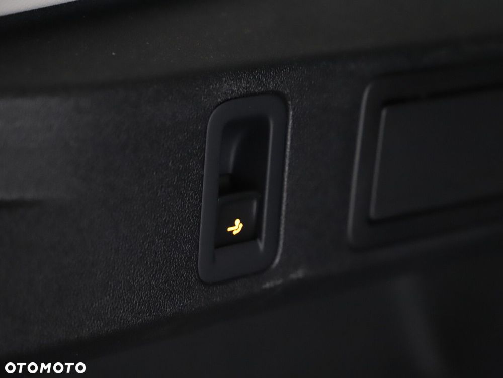 Volkswagen Tiguan - 25