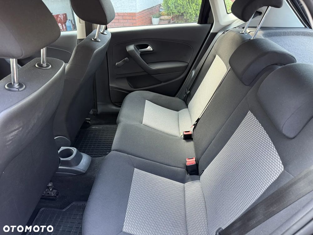 Volkswagen Polo - 10