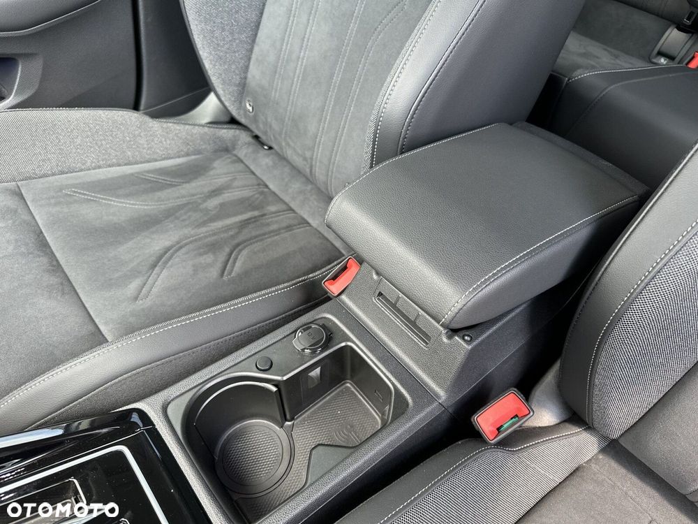 Volkswagen Golf Variant - 35