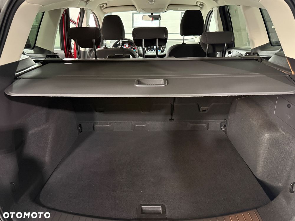 Ford Kuga 1.5 EcoBoost 2x4 Titanium - 11