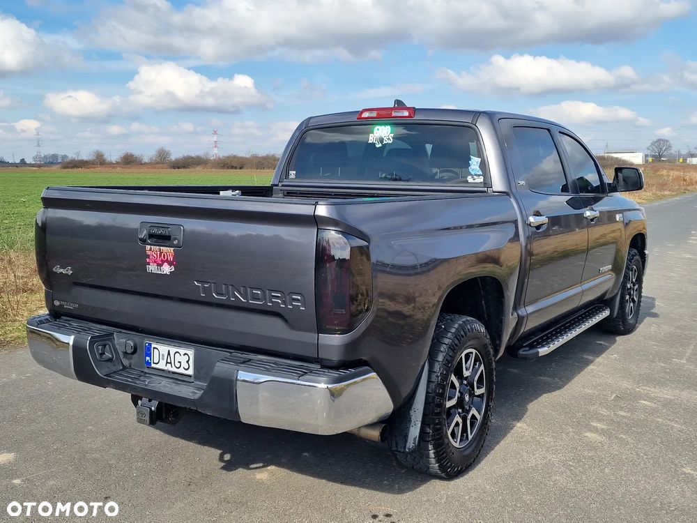 Toyota Tundra - 18