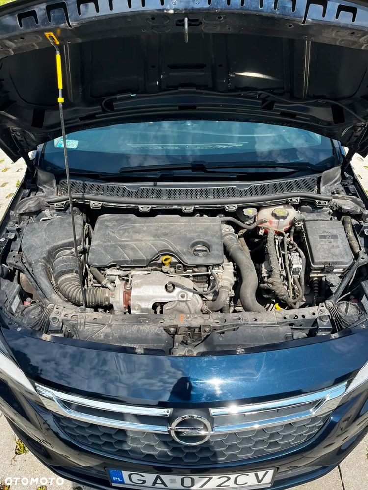 Opel Astra 1.6 CDTI Enjoy S&S - 10
