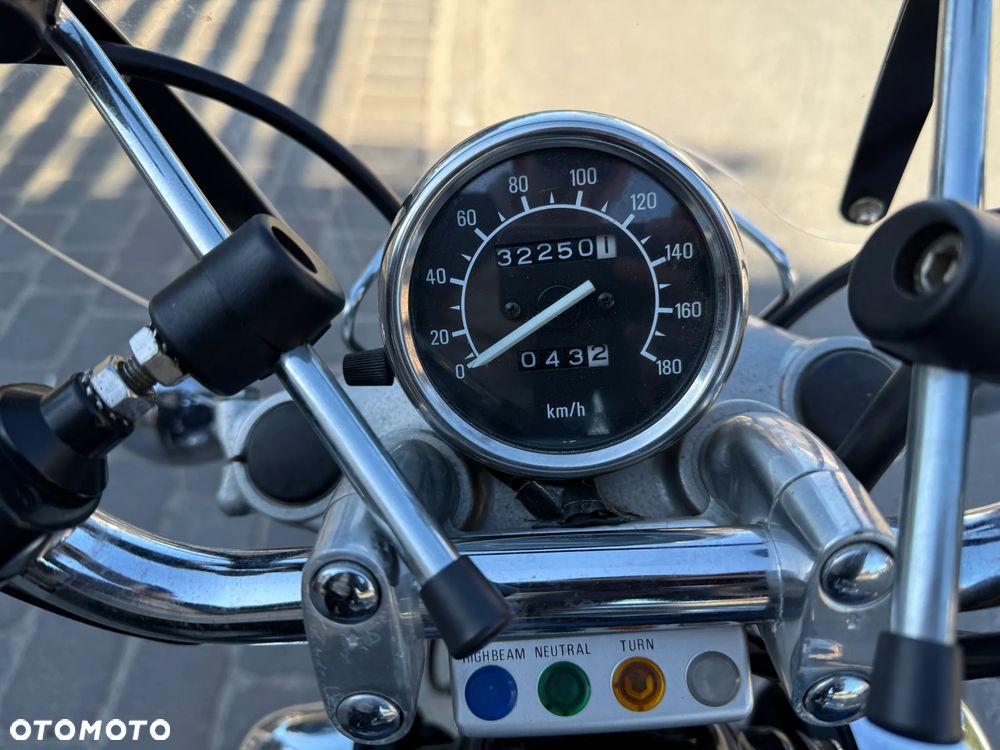 Yamaha Virago - 10