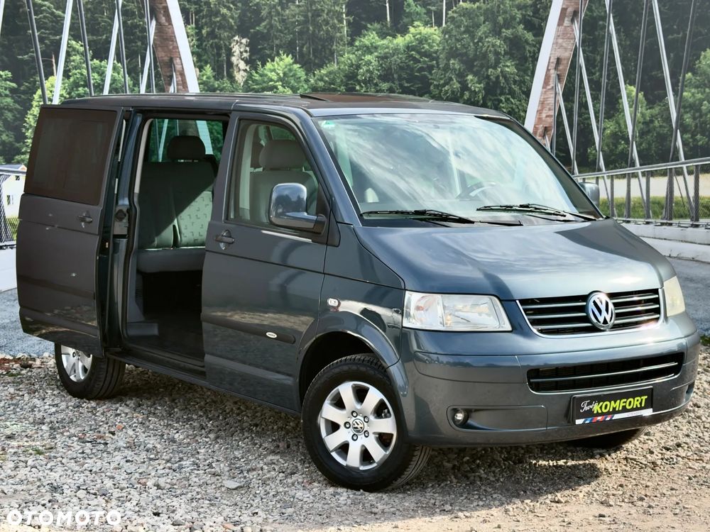 Volkswagen Caravelle - 4