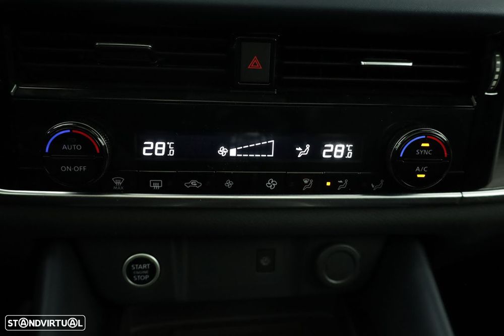 Nissan Qashqai 1.3 DIG-T Tekna - 13