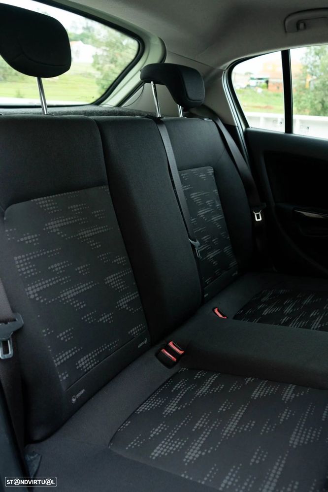 Opel Corsa 1.2 Cosmo - 7