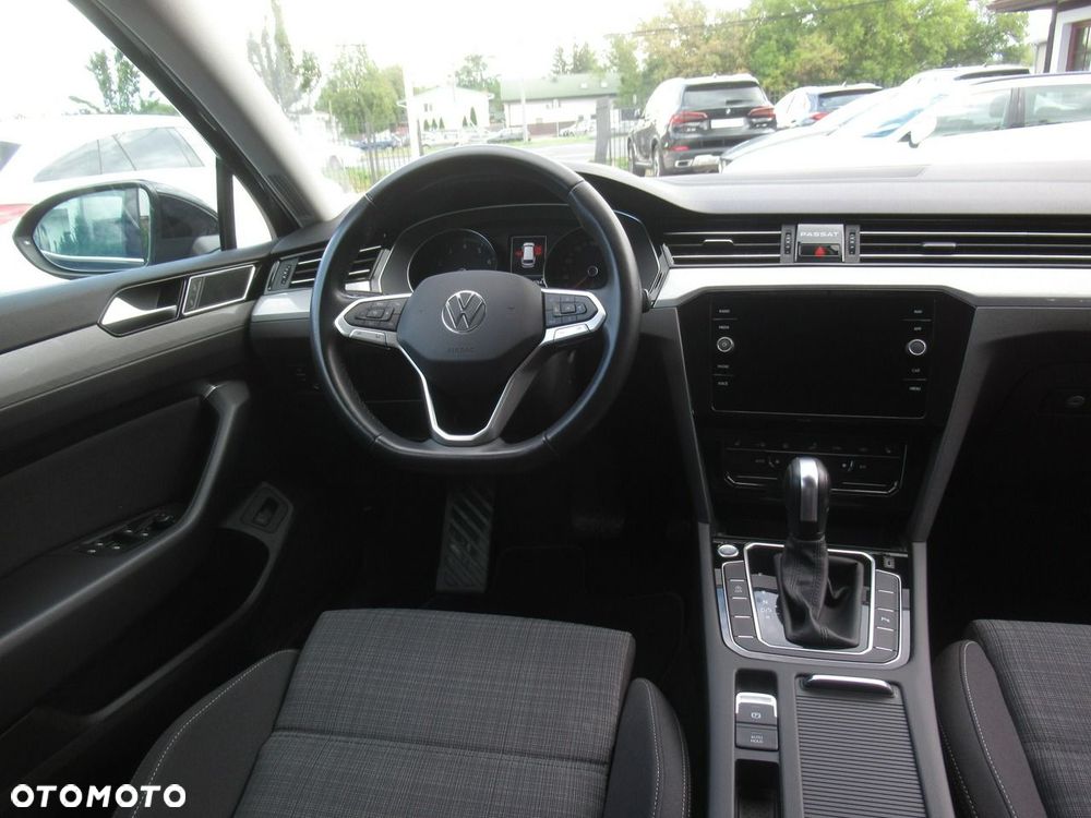 Volkswagen Passat 2.0 TSI Business DSG - 10