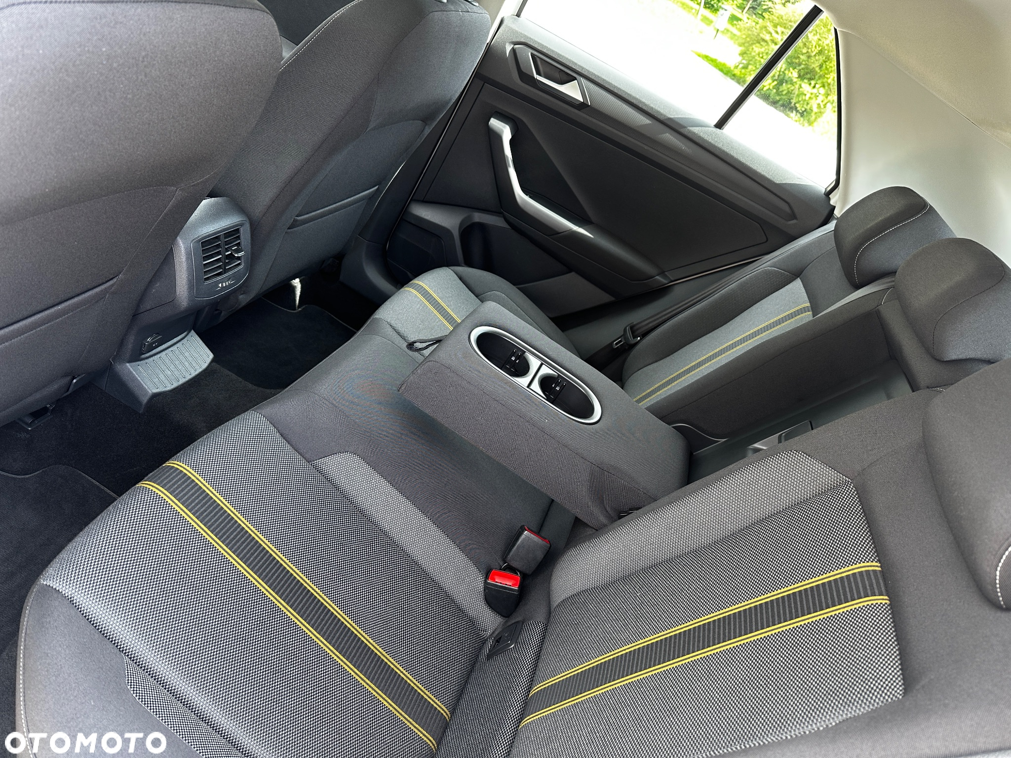 Volkswagen T-Roc 2.0 TDI SCR 4MOTION DSG Style - 23