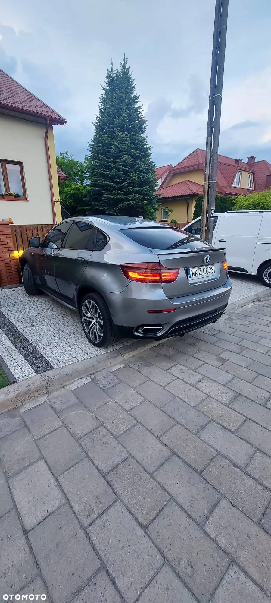 BMW X6 xDrive40d - 9
