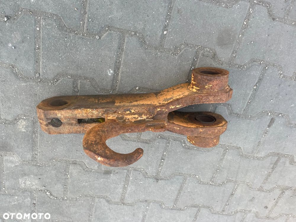 Kiwak łyżki kopiącej CASE 580 - 2