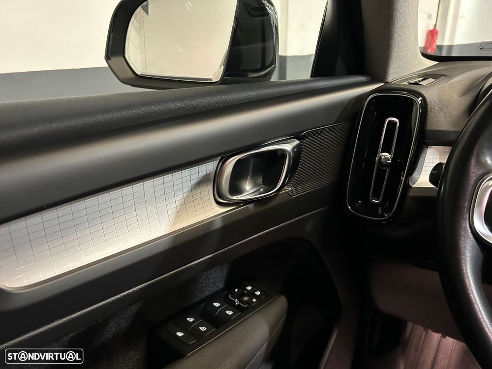 Volvo XC 40 1.5 T5 PHEV Inscription - 36