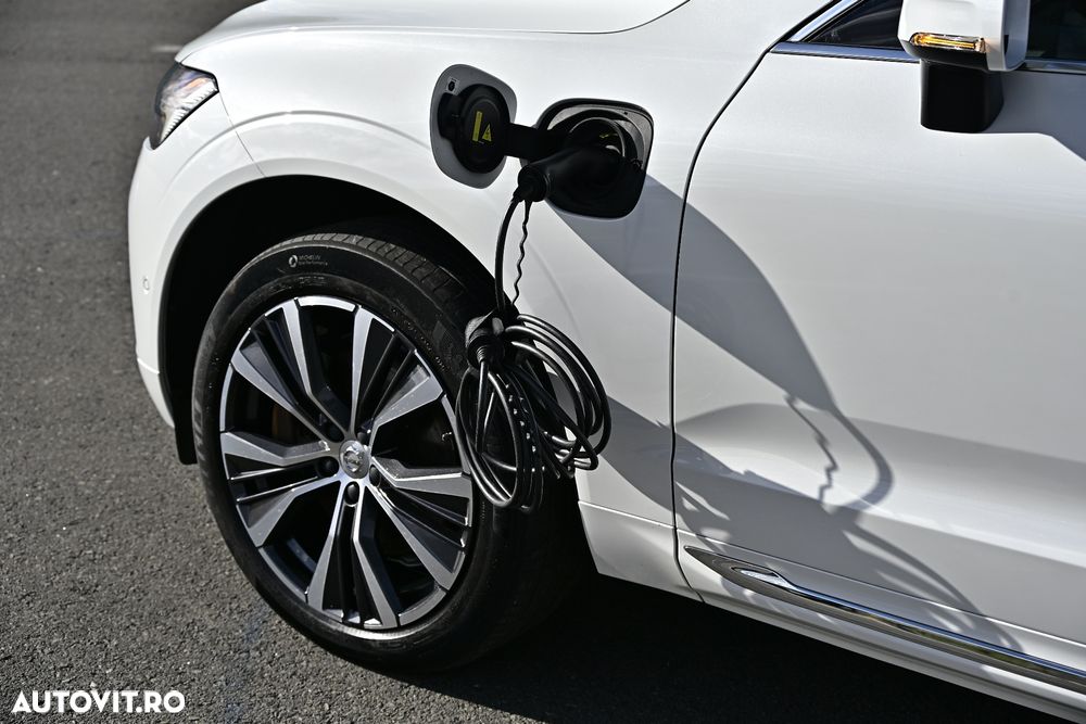Volvo XC 60 T8 AWD Recharge Geartronic Inscription - 36